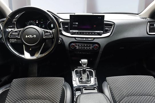 Kia Ceed 1.6 GDI PHEV Business Line DCT