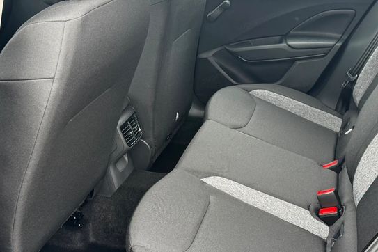 Skoda Fabia Essence 1.0 MPI