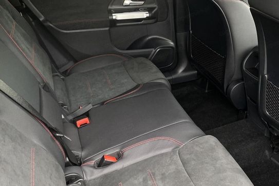 Mercedes GLB 250 4-Matic AMG Line