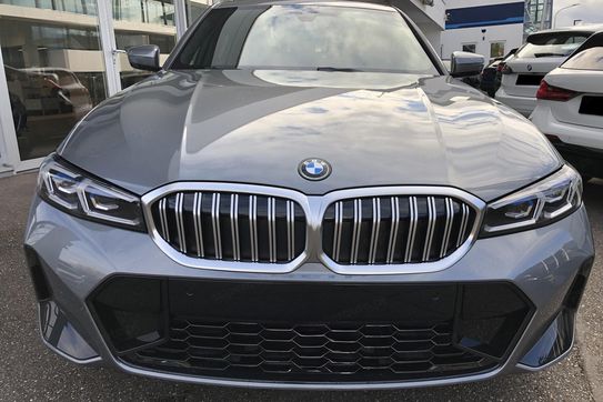 BMW Seria 3 318i M Sport