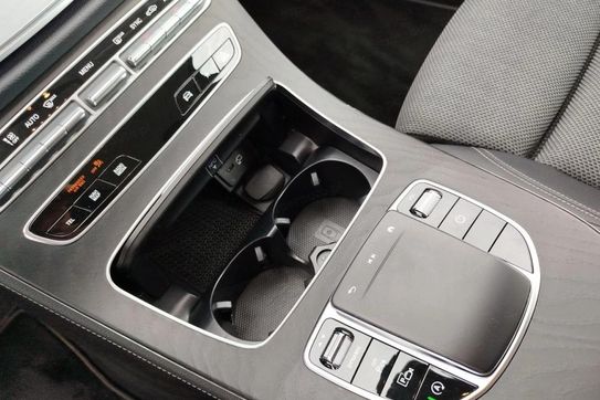 Mercedes E Klasa 220 d Avantgarde