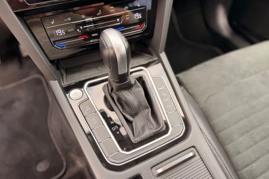 Volkswagen Passat 2.0 TSI DSG