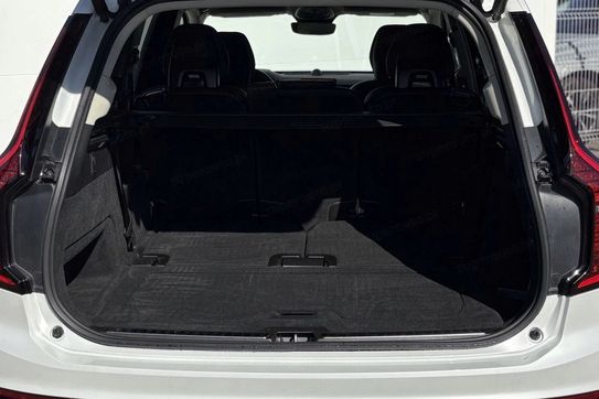 Volvo XC90 T8 AWD Plug-In Hybrid Ultra Dark 7os