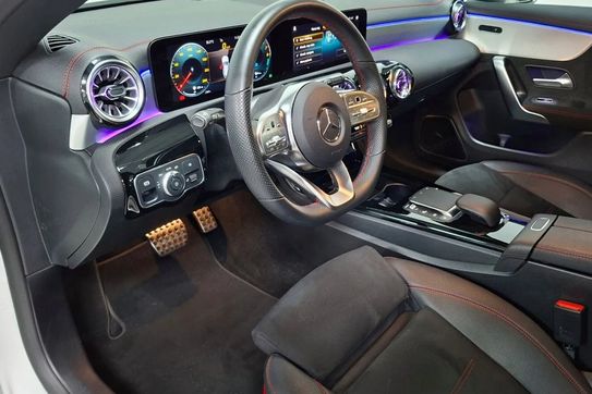 Mercedes CLA Shooting Brake 250 e AMG Line