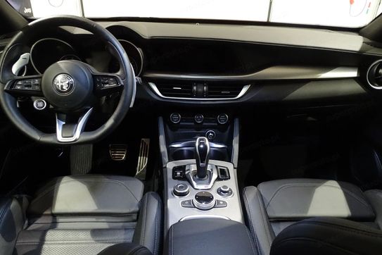 Alfa Romeo Stelvio Turbo Veloce Q4