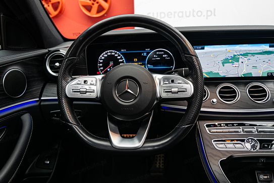 Mercedes Klasa E E 220 d 4-Matic AMG