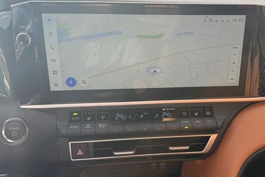 Toyota Camry Executive 2.5 Hybrid Dynamic Force