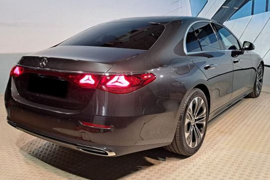 Mercedes E Klasa 200 4-Matic Avantgarde