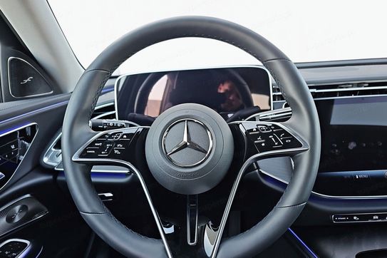 Mercedes Klasa E 220 d 4MATIC Avantgarde