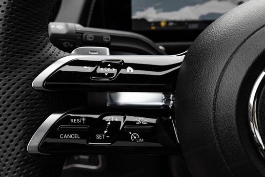 Mercedes GLB 200 AMG Line