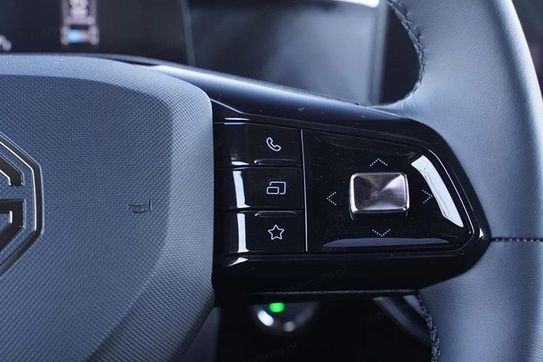 MG 3 1.5 HEV+ Exclusive