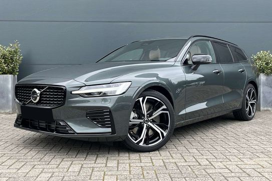 Volvo V60 B4 Ultra Dark