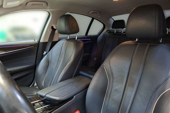 BMW Seria 5 520d xDrive mHEV Luxury Line aut