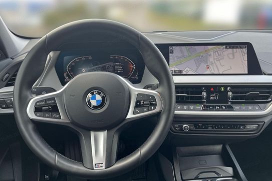 BMW Seria 1 118d Advantage aut