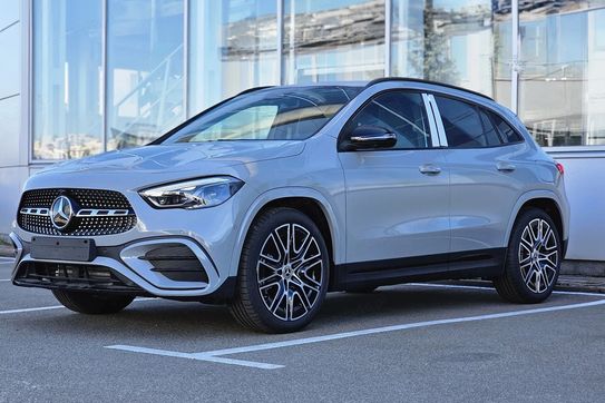 Mercedes GLA 220 4-Matic AMG Line