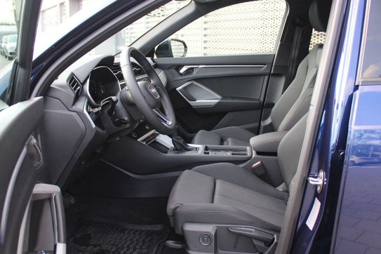 Audi Q3 35 TFSI S line