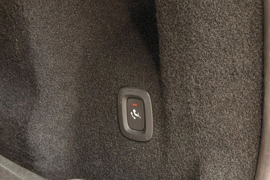 Volvo XC60 B5 B AWD Plus Black Edition aut