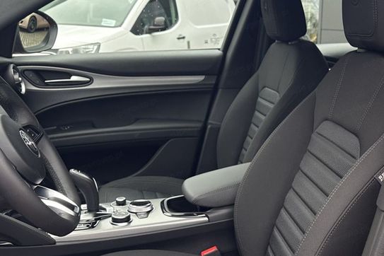 Alfa Romeo Stelvio 2.0 Turbo Sprint Q4