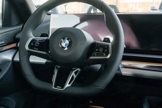 BMW Seria 5 540d xDrive M Sport