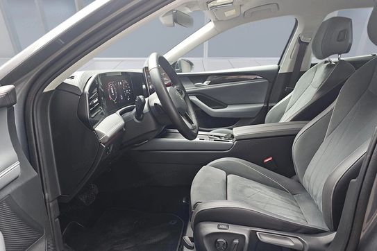 Volkswagen Passat TSI ACT mHEV Business DSG