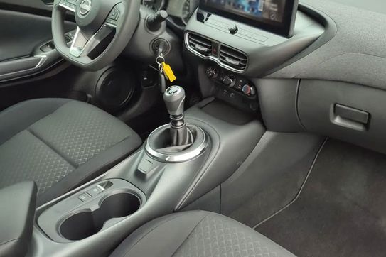 Nissan Juke Acenta 1.0 DIG-T  MT 2WD