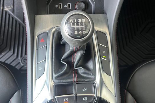 MG HS 1.5 T-GDI Exclusive