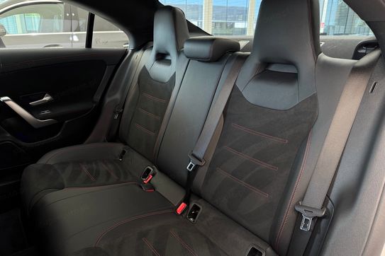 Mercedes CLA 200 AMG Line