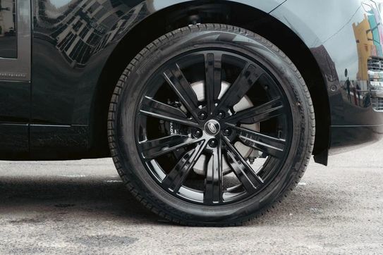 Land Rover Range Rover 4.4 V8 P530 Autobiography SWB