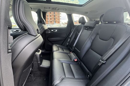 Volvo XC60 T6 Plug-In Hybrid AWD Ultra Dark aut
