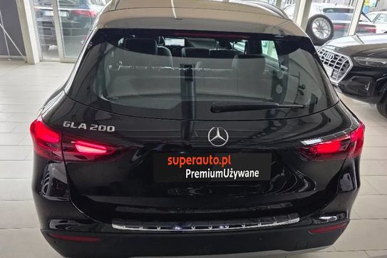 Mercedes GLA 200