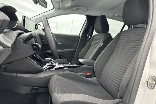 Peugeot 208 Style 1.5 Electric 50 kWhAT