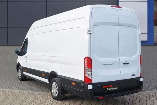 Ford Transit L4H3