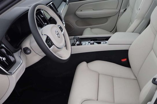 Volvo V60 T6 AWD Plug-In Hybrid Plus Dark
