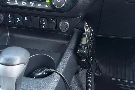 Toyota HiLux Double Cab SR5+ 4x4 AT