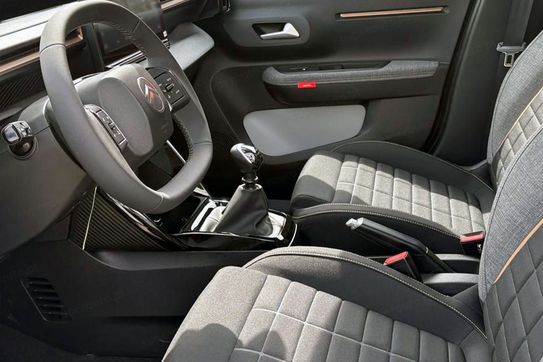 Citroen C3 Aircross Plus 1.2 Turbo