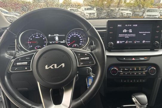 Kia Ceed L 1.5 T-GDI  DCT