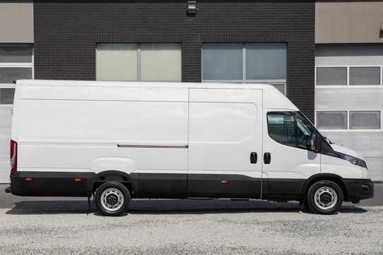 Iveco Daily 35S16 L4H2 Maxi