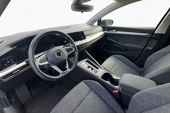 Volkswagen Golf eTSI Life DSG
