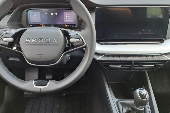 Skoda Octavia Drive Essence 1.5 TSI