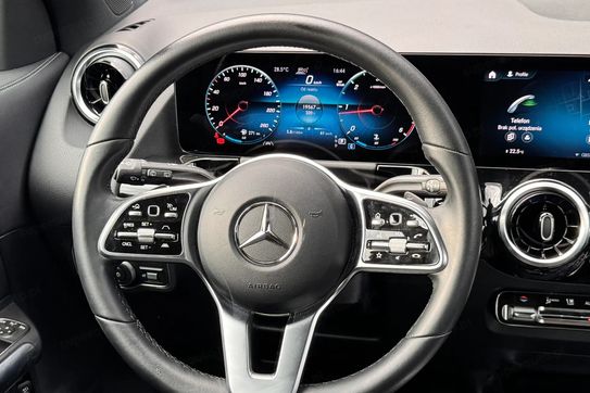 Mercedes GLA 200 d Progressive 8G-DCT