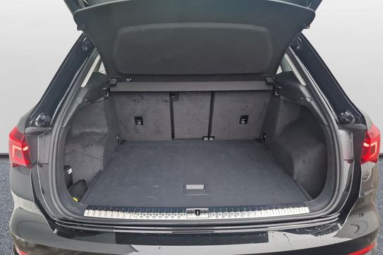 Audi Q3 35 TFSI S line