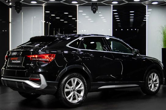 Audi Q3 35 TFSI mHEV S-Line S tronic