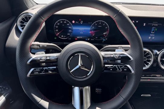 Mercedes Klasa B 200 AMG Line