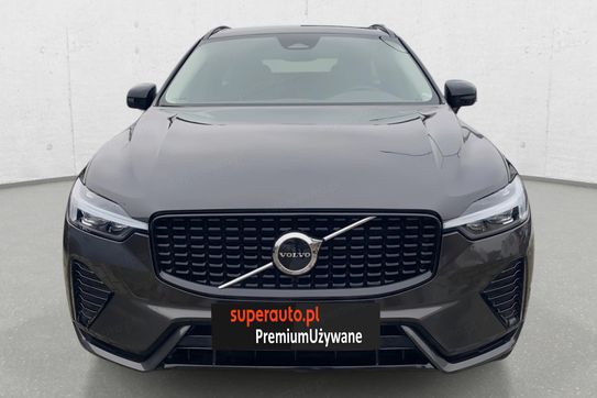 Volvo XC60 B5 B AWD Plus Dark