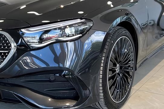 Mercedes Klasa E 220 d  4-Matic AMG