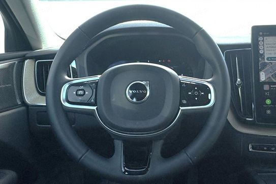 Volvo XC60 B5 B AWD Plus Dark