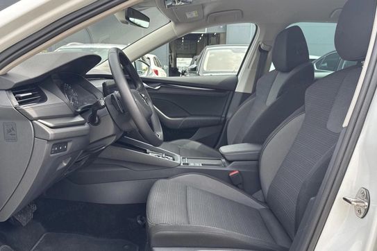 Skoda Octavia 1.5 TSI mHEV  Ambition DSG