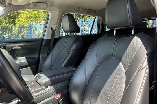 Toyota Highlander Prestige 2.5 Hybrid