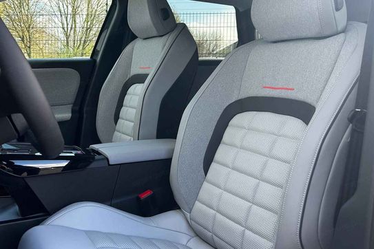 Citroen C5 Aircross Max eDCT6 1.2 mHEV