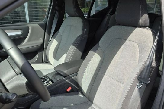 Volvo XC40 B4 Plus Dark
